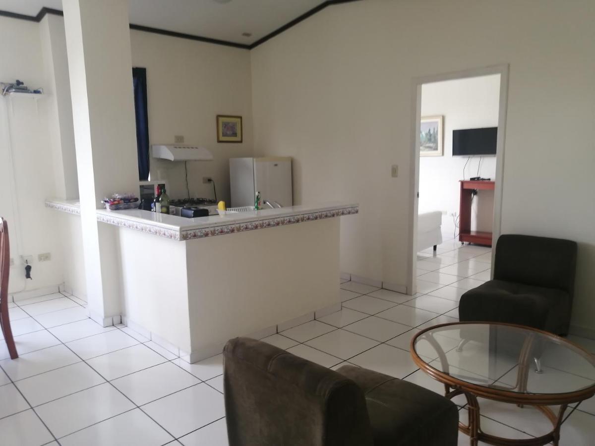 Hotel Villa Serena San Benito San Salvador Zewnętrze zdjęcie