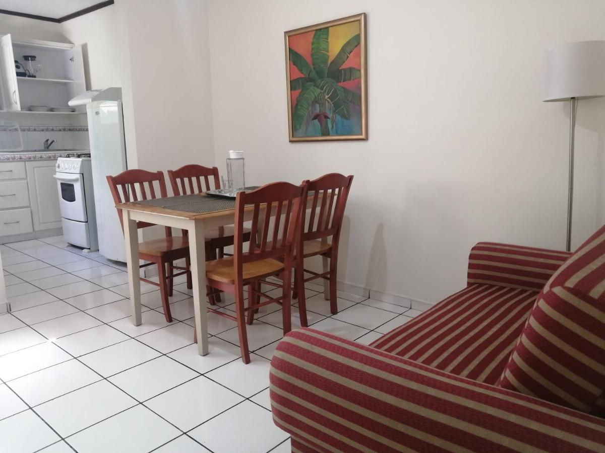 Hotel Villa Serena San Benito San Salvador Zewnętrze zdjęcie