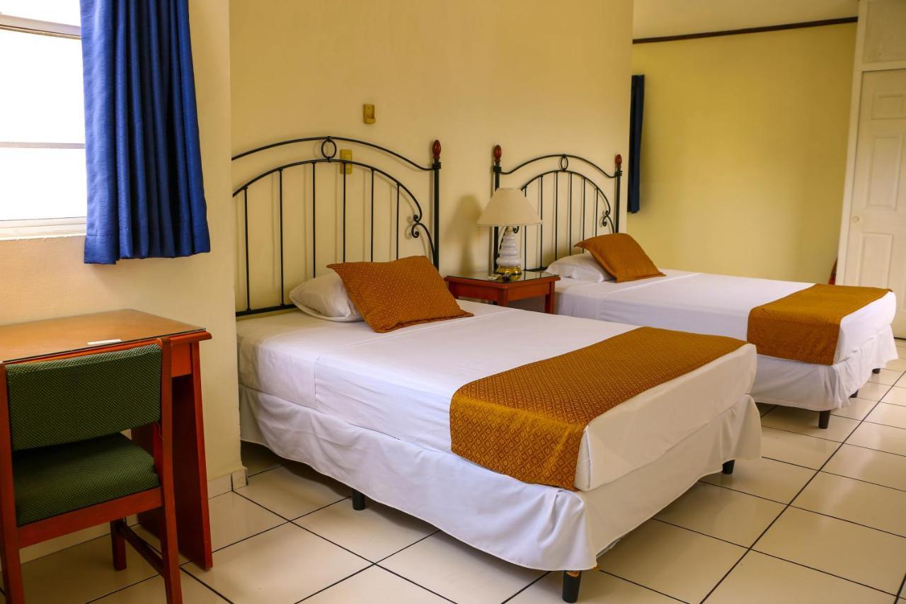 Hotel Villa Serena San Benito San Salvador Zewnętrze zdjęcie
