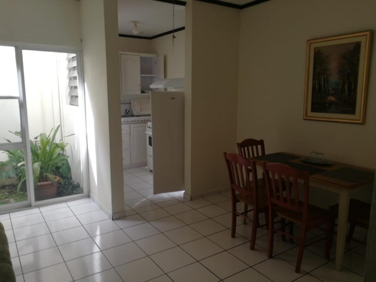 Hotel Villa Serena San Benito San Salvador Zewnętrze zdjęcie